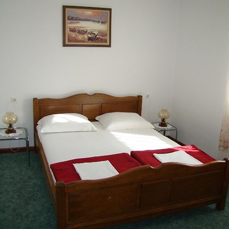 Apartments Melita Цриквеница Экстерьер фото