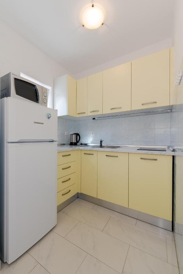 Apartments Melita Цриквеница Экстерьер фото