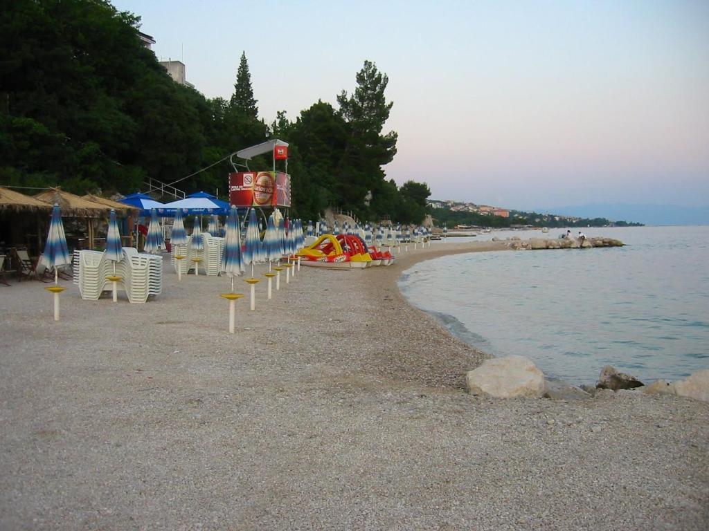 Apartments Melita Цриквеница Экстерьер фото